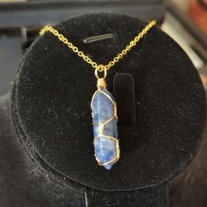 Stone with chain
